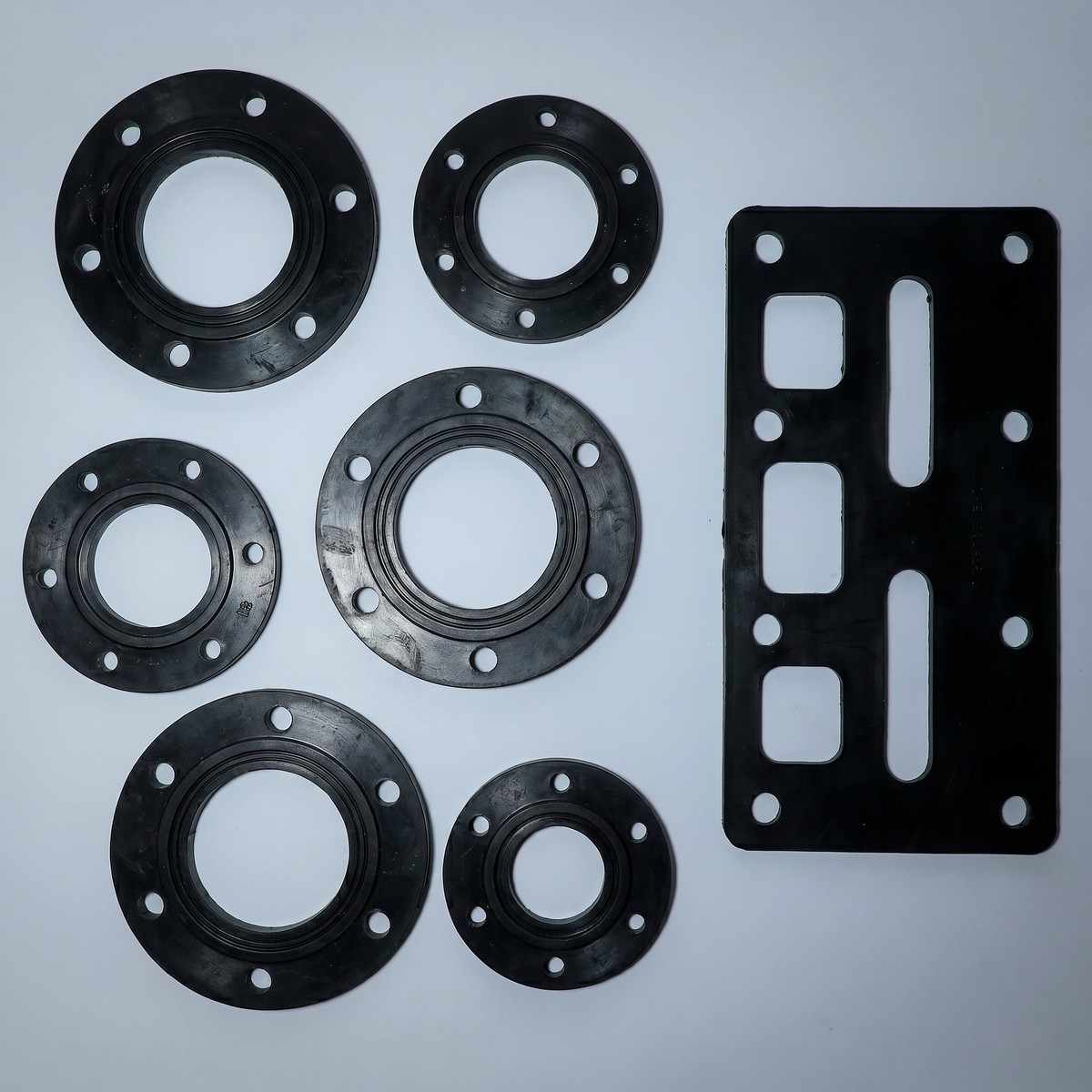 Industrial sealing and gaskets — flange gaskets and custom rubber sealing parts