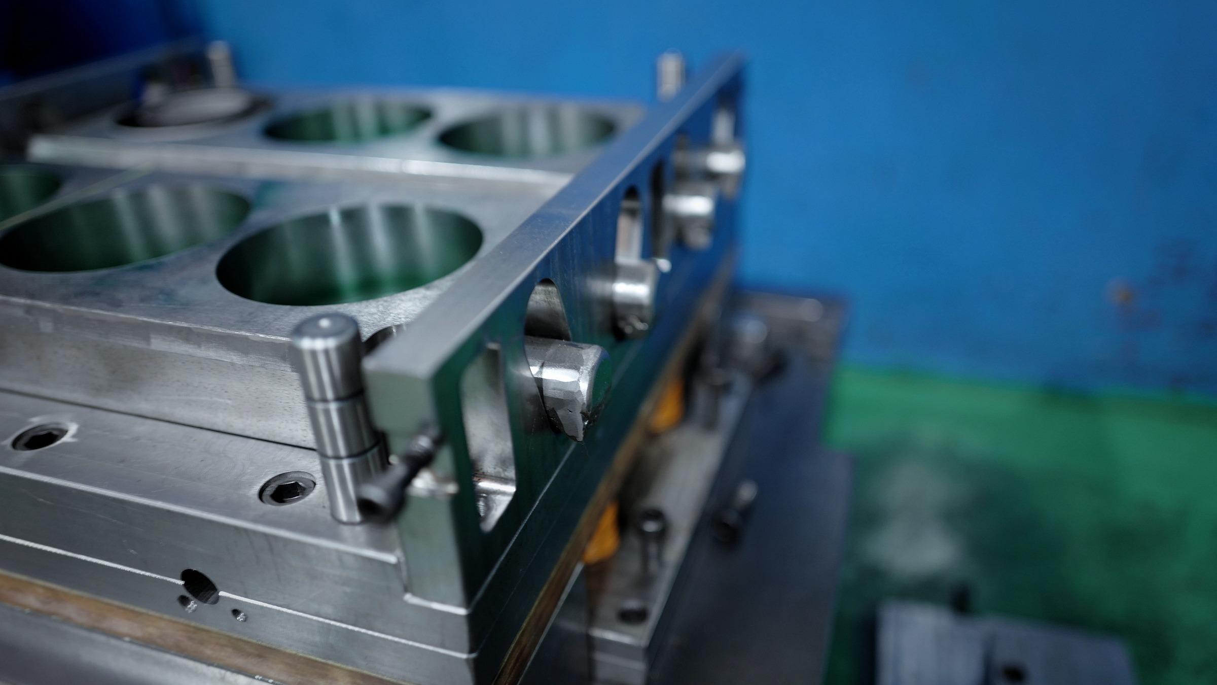 Multi-cavity precision steel mold manufactured in-house at PBR